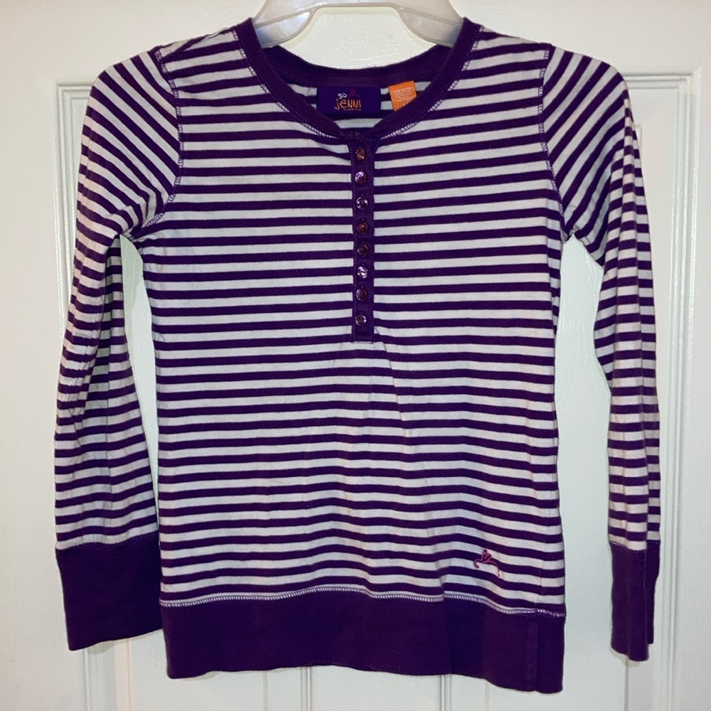 So Jenni from Macy’s purple cotton stripped long sleeve size M